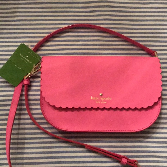 NWT Kate Spade Pink Scalloped Crossbody Purse - Picture 2 of 6
